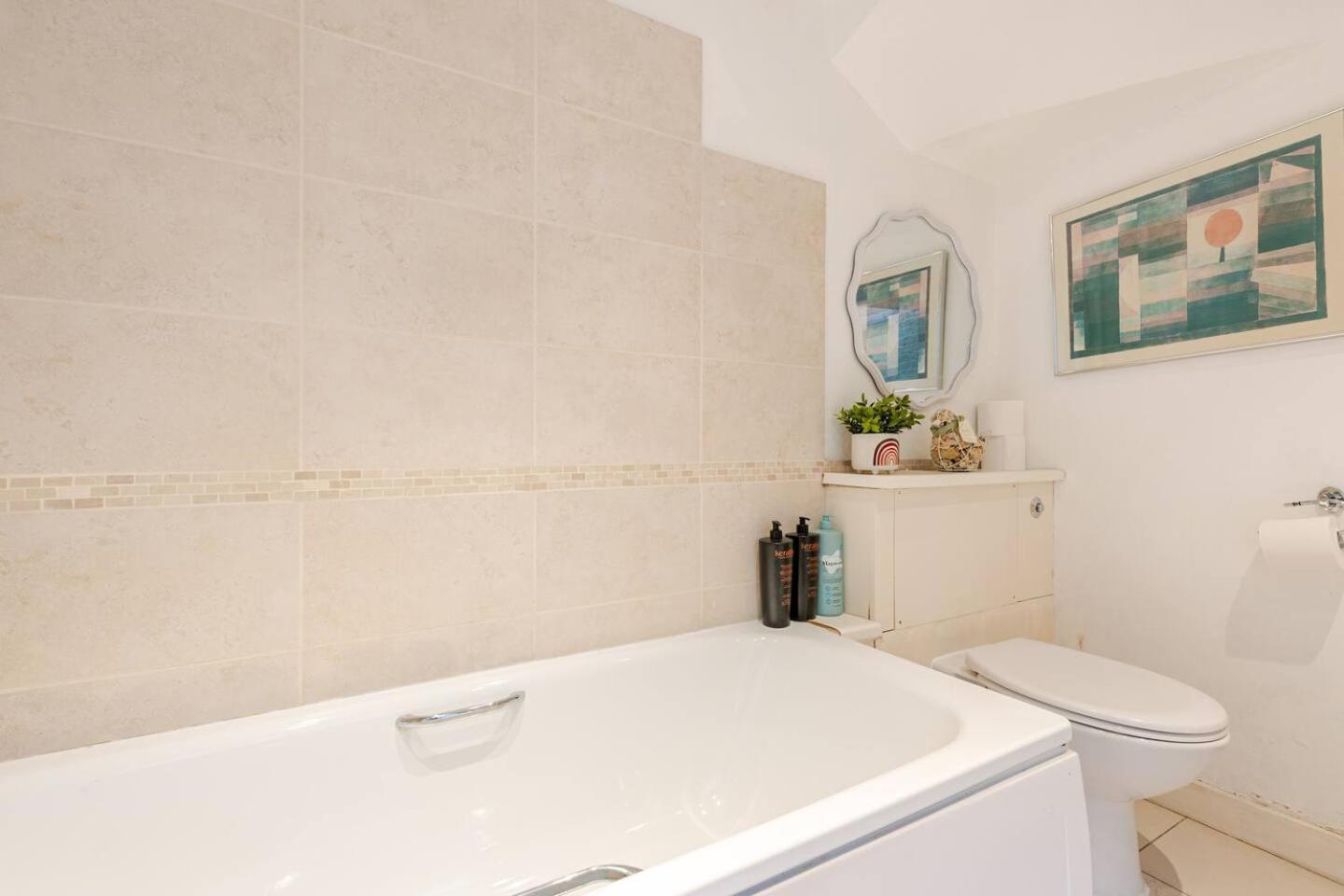 Grand Design Deluxe By Buckingham Palace Homestay London